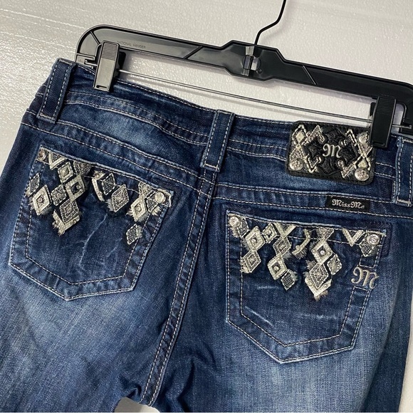 Miss Me Jeans Women 28W Mid Rise Crop Distressed Jeweled Back Pocket ME8316VC - Picture 1 of 13